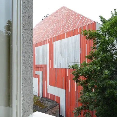 Extraordinary Quiet In The Very Centre 公寓