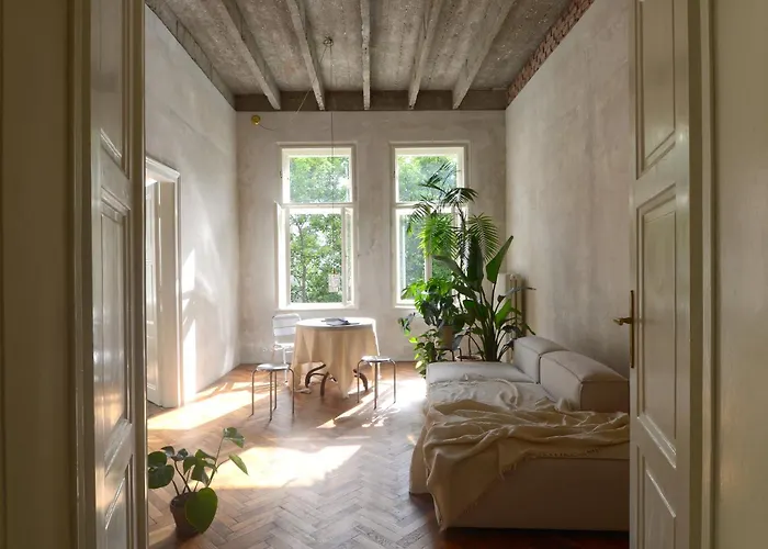 Lägenhet Extraordinary Quiet In The Very Centre Bratislava